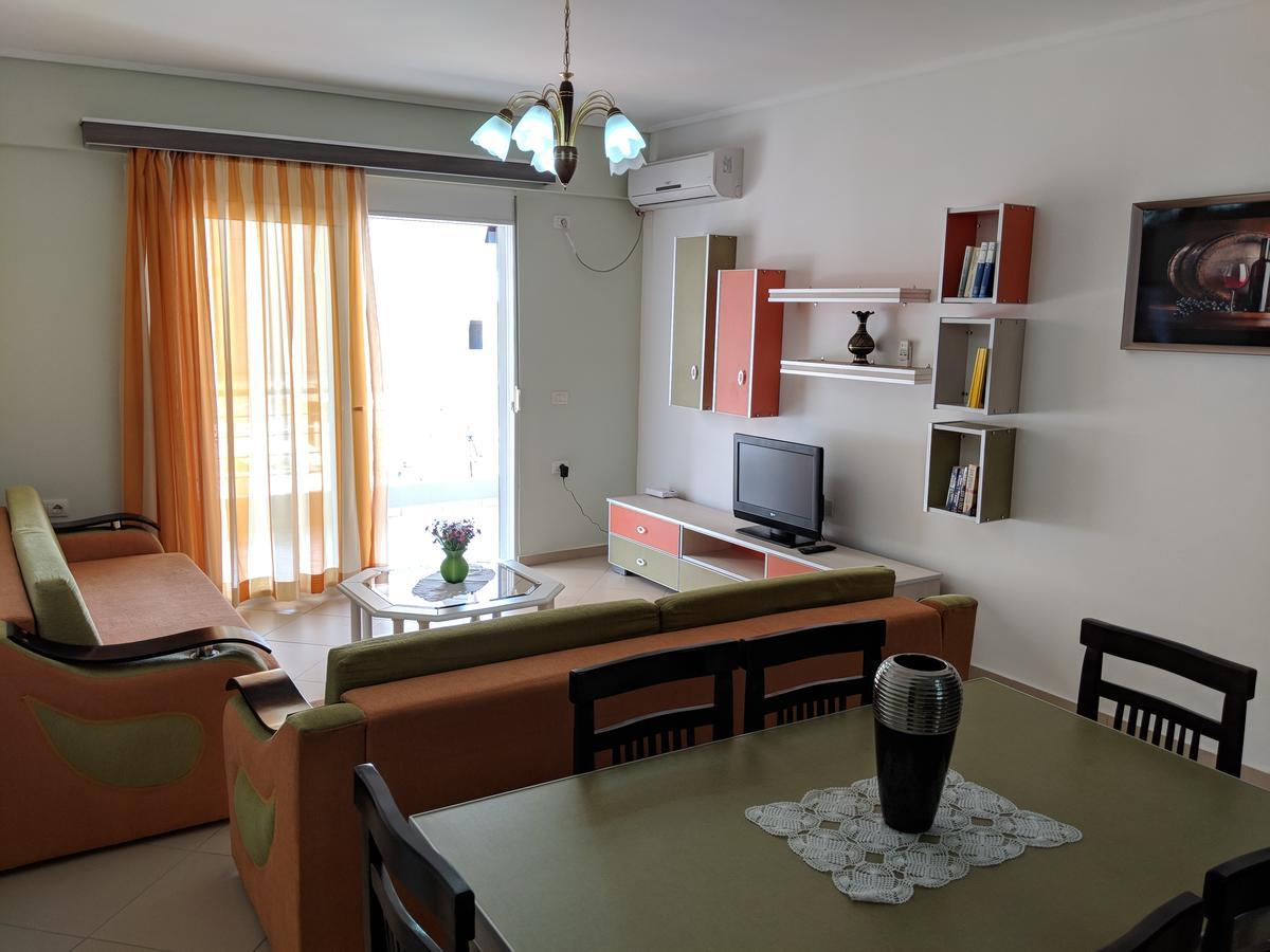 Seafront Apartment Саранде Екстериор снимка
